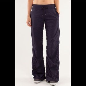 Lululemon lined Studio Pants II Black Swan Size 10